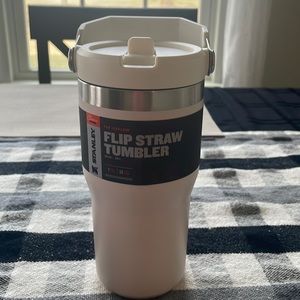 STANLEY. THE ICEFLOW FLIP STRAW TUMBLER | 20 OZ